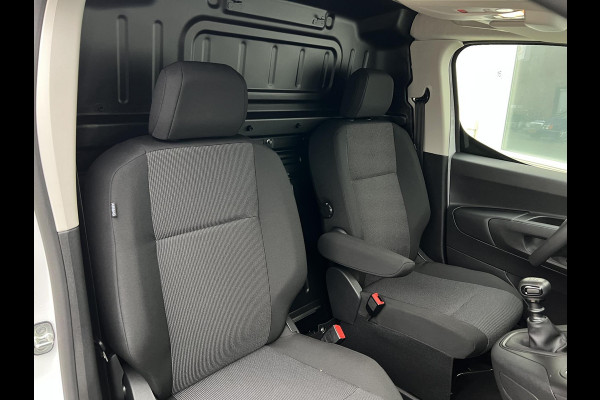 Citroën Berlingo L1 100 Pk. | 2,9% rente | Apple Carplay | Climate Control | camera | Keyless Entry | Comfort bestuurdersstoel | rijklaarprijs