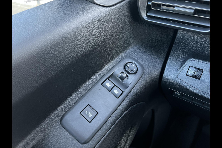 Citroën E-Berlingo L2 50 kWh 136pk | navi incl. Apple Carplay | camera | parkeersensoren voor & achter | digitale binnenspiegel | rijklaarprijs