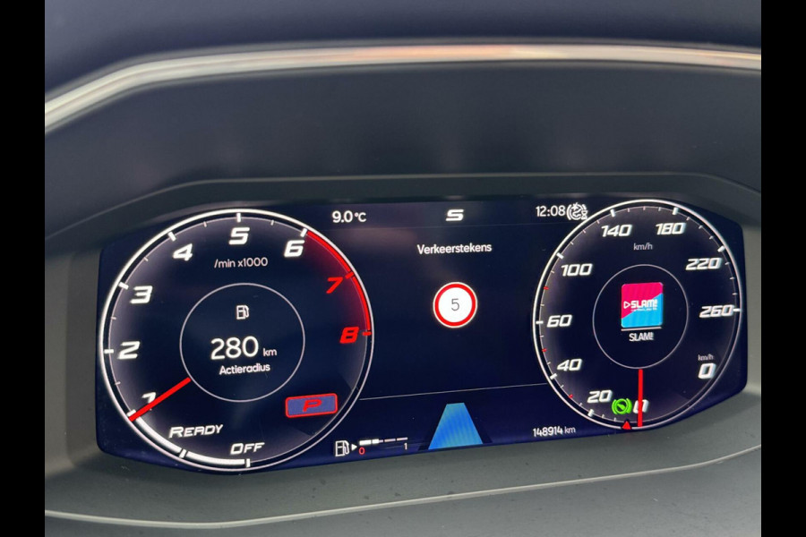 Seat Leon 1.5 eTSI FR Automaat | Panoramadak | Stoelverwarming | Achteruitrijcamera | LED verlichting | Stuurverwarming | Parkeersensoren