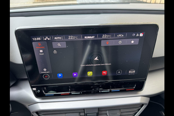 Seat Leon 1.5 eTSI FR Automaat | Panoramadak | Stoelverwarming | Achteruitrijcamera | LED verlichting | Stuurverwarming | Parkeersensoren