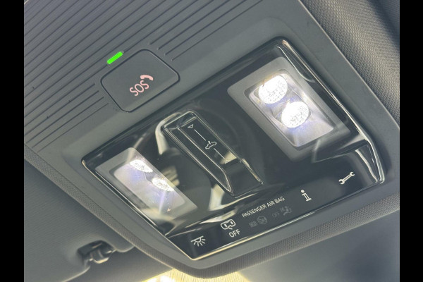 Seat Leon 1.5 eTSI FR Automaat | Panoramadak | Stoelverwarming | Achteruitrijcamera | LED verlichting | Stuurverwarming | Parkeersensoren
