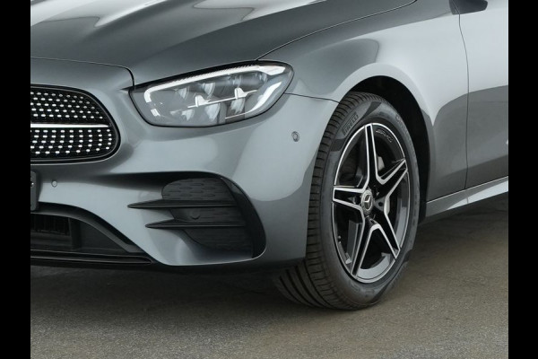 Mercedes-Benz E-Klasse Estate 300 e AMG Plug-In Hybride | AMG Line | Night Pakket | Schuif-Kanteldak | Rij-assistentiepakket Plus | Spiegel Pakket | Inclusief 24 maanden MB Certified garantie voor Europa.