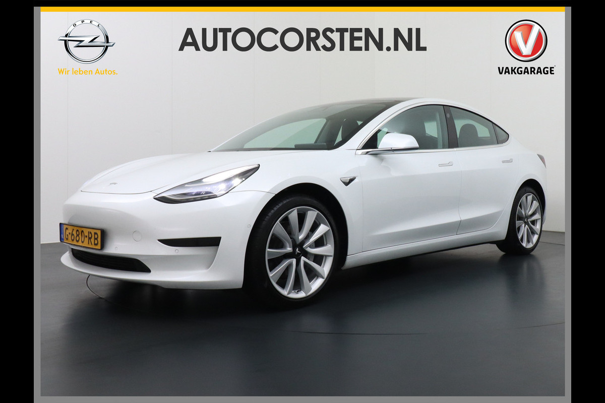 Tesla Model 3 SR+60kWh 325PK 19" AutoPilot Leer PanoDak Adaptive cruise Camera's Elektr.-Stuur+Stoelen+Spiegels+Geheugen+Easy-Entry+Verwarmde Navi full map LED-a+v ACC Dual-ECC DAB Voorverwarmen interieur via App Keyless via Telefoonsleutel One-Pedal-Drive Orig. nlse auto tot 11kw laden thuis ! Snelladen Garantie Accu tot 10-12-2027 max 160.000km 1584kg licht! Tesla Model 3 SR+60kWh 325PK 19" AutoPilot Leer PanoDak Adaptive cruise Camera's Elektr.-Stuur+Stoelen+Spiegels+Geheugen+Easy-Entry+Verwarmde Navi full map LED-a+v ACC Dual-ECC DAB Voorverwarmen interieur via App Keyless via Telefoonsleutel One-Pedal-Drive Orig. nlse auto tot 11kw laden thuis ! Snelladen Garantie Accu tot 10-12-2027 max 160.000km 1584kg licht!