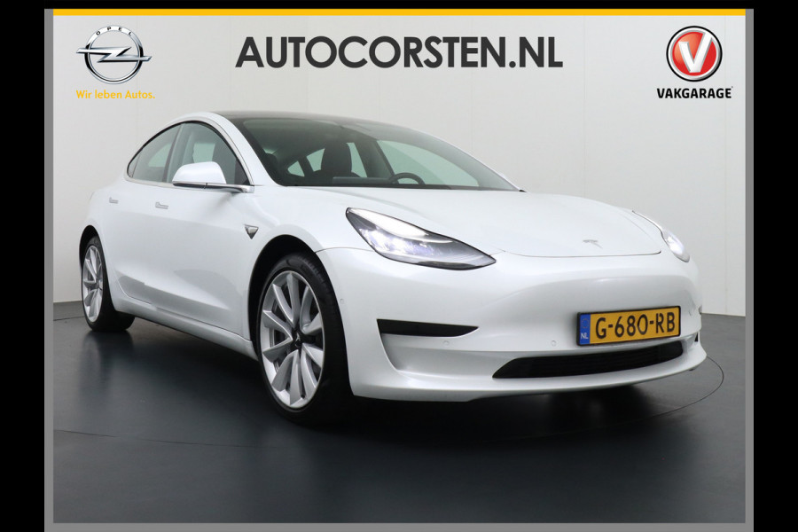 Tesla Model 3 SR+60kWh 325PK 19" AutoPilot Leer PanoDak Adaptive cruise Camera's Elektr.-Stuur+Stoelen+Spiegels+Geheugen+Easy-Entry+Verwarmde  Navi full map LED-a+v ACC Dual-ECC DAB Voorverwarmen interieur via App Keyless via Telefoonsleutel One-Pedal-Drive Orig. nlse auto tot 11kw laden thuis ! Snelladen Garantie Accu tot  10-12-2027 max 160.000km 1584kg licht!