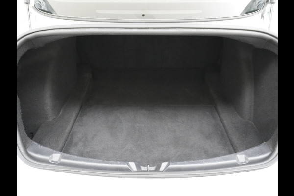 Tesla Model 3 SR+60kWh 325PK 19" AutoPilot Leer PanoDak Adaptive cruise Camera's Elektr.-Stuur+Stoelen+Spiegels+Geheugen+Easy-Entry+Verwarmde  Navi full map LED-a+v ACC Dual-ECC DAB Voorverwarmen interieur via App Keyless via Telefoonsleutel One-Pedal-Drive Orig. nlse auto tot 11kw laden thuis ! Snelladen Garantie Accu tot  10-12-2027 max 160.000km 1584kg licht!