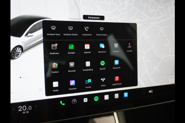Tesla Model 3 SR+60kWh 325PK 19" AutoPilot Leer PanoDak Adaptive cruise Camera's Elektr.-Stuur+Stoelen+Spiegels+Geheugen+Easy-Entry+Verwarmde  Navi full map LED-a+v ACC Dual-ECC DAB Voorverwarmen interieur via App Keyless via Telefoonsleutel One-Pedal-Drive Orig. nlse auto tot 11kw laden thuis ! Snelladen Garantie Accu tot  10-12-2027 max 160.000km 1584kg licht!