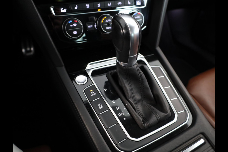 Volkswagen Arteon 1.5 TSI Elegance 150pk DSG| el.trekhaak | Alarm| Leer | 18'LM-velgen| verwarmdevoorruit