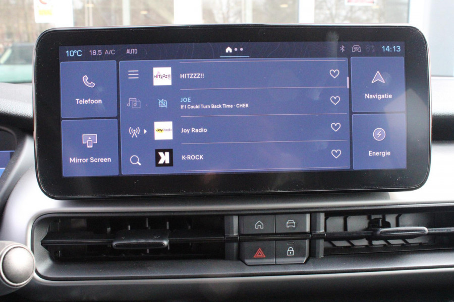 Jeep Avenger ALTITUDE 156PK 54 kWh | 3-FASE | ELEKTRISCH BEDIENBARE ACHTERKLEP | ACHTERUITRIJ CAMERA | NAVIGATIE | DRAADLOZE APPLE CARPLAY/ANDROID AUTO | ALL SEASON BANDEN | LICHTMETALEN VELGEN 17" | ADAPTIVE CRUISE CONTROL | DAB+ RADIO | DRAADLOZE TELEFOONLADER | KEYLESS ENTRY |