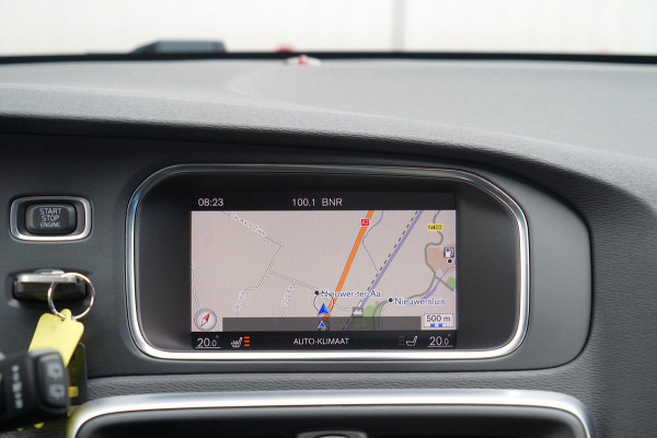 Volvo V40 2.0 T4 Business Sport / NL-Auto / 190 PK / Distributie recent verv. / Navigatie / Cruise / Climate