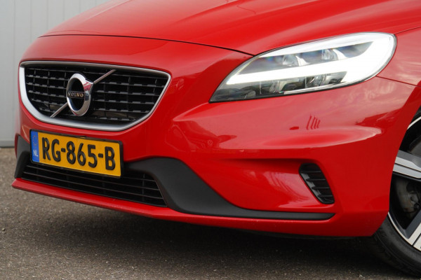 Volvo V40 2.0 T4 Business Sport / NL-Auto / 190 PK / Distributie recent verv. / Navigatie / Cruise / Climate
