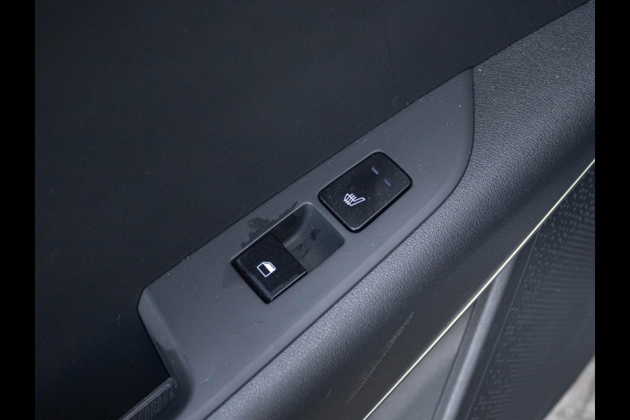 Kia Niro EV ExecutiveLine 64.8 kWh Lederen interieur l Stoel verwarming en ventilatie l Stuurwielverwarming l