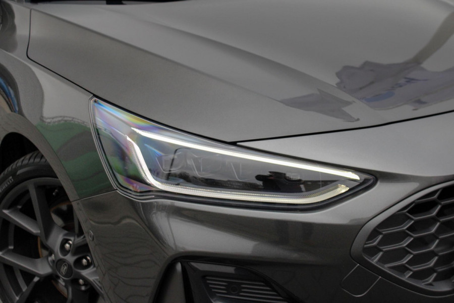 Ford Focus 2.3 Ecoboost 280pk ST-3 | Sper Differentieel | Panoramadak | Adaptive cruise control |Winter Pack | Trekhaak Afneembaar
