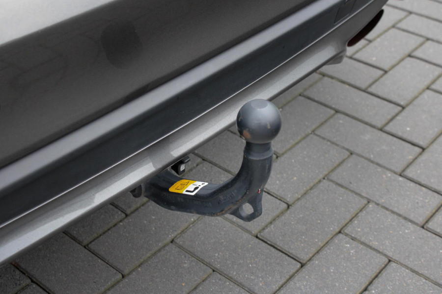 Ford Focus 2.3 Ecoboost 280pk ST-3 | Sper Differentieel | Panoramadak | Adaptive cruise control |Winter Pack | Trekhaak Afneembaar