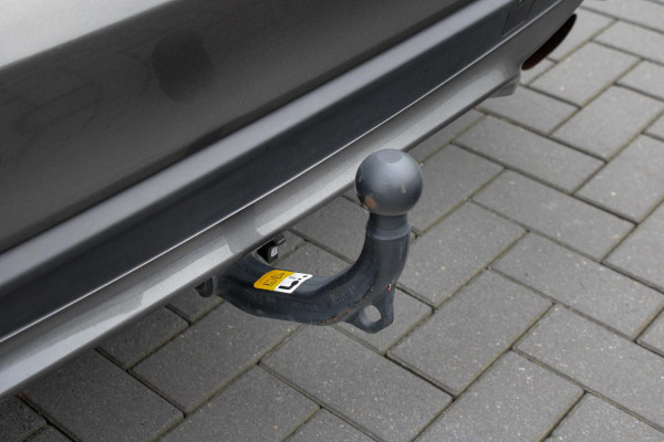 Ford Focus 2.3 Ecoboost 280pk ST-3 | Sper Differentieel | Panoramadak | Adaptive cruise control |Winter Pack | Trekhaak Afneembaar