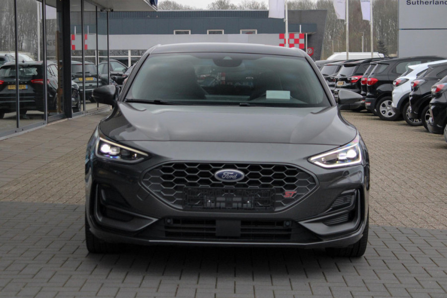 Ford Focus 2.3 Ecoboost 280pk ST-3 | Sper Differentieel | Panoramadak | Adaptive cruise control |Winter Pack | Trekhaak Afneembaar