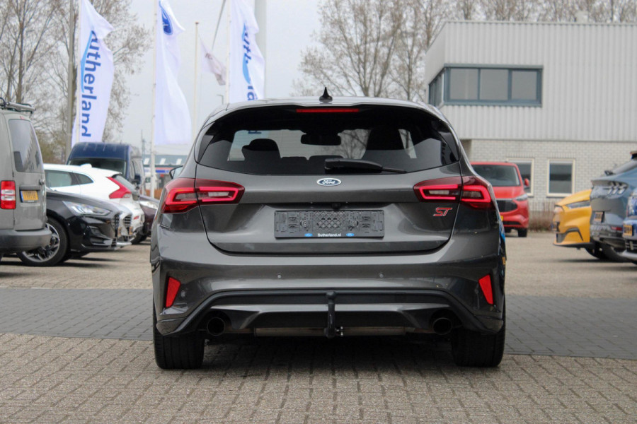 Ford Focus 2.3 Ecoboost 280pk ST-3 | Sper Differentieel | Panoramadak | Adaptive cruise control |Winter Pack | Trekhaak Afneembaar