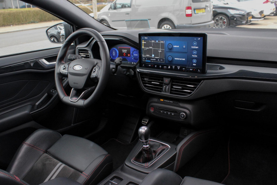Ford Focus 2.3 Ecoboost 280pk ST-3 | Sper Differentieel | Panoramadak | Adaptive cruise control |Winter Pack | Trekhaak Afneembaar