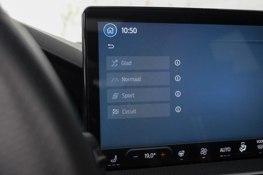 Ford Focus 2.3 Ecoboost 280pk ST-3 | Sper Differentieel | Panoramadak | Adaptive cruise control |Winter Pack | Trekhaak Afneembaar