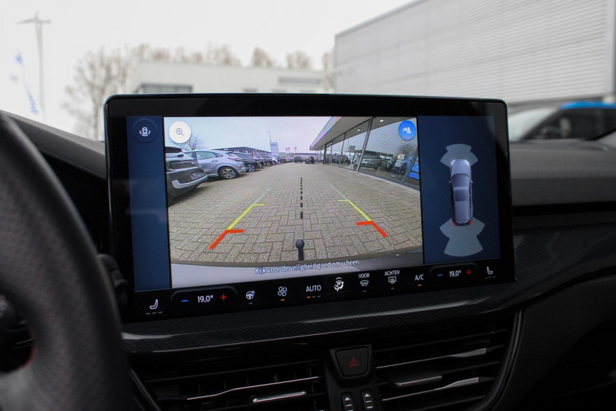 Ford Focus 2.3 Ecoboost 280pk ST-3 | Sper Differentieel | Panoramadak | Adaptive cruise control |Winter Pack | Trekhaak Afneembaar