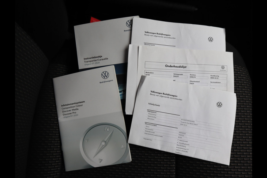 Volkswagen Transporter 2.0 TDI 150 pk Euro 6 Automaat - 2x Schuifdr. - Cruise - Apple Carplay
