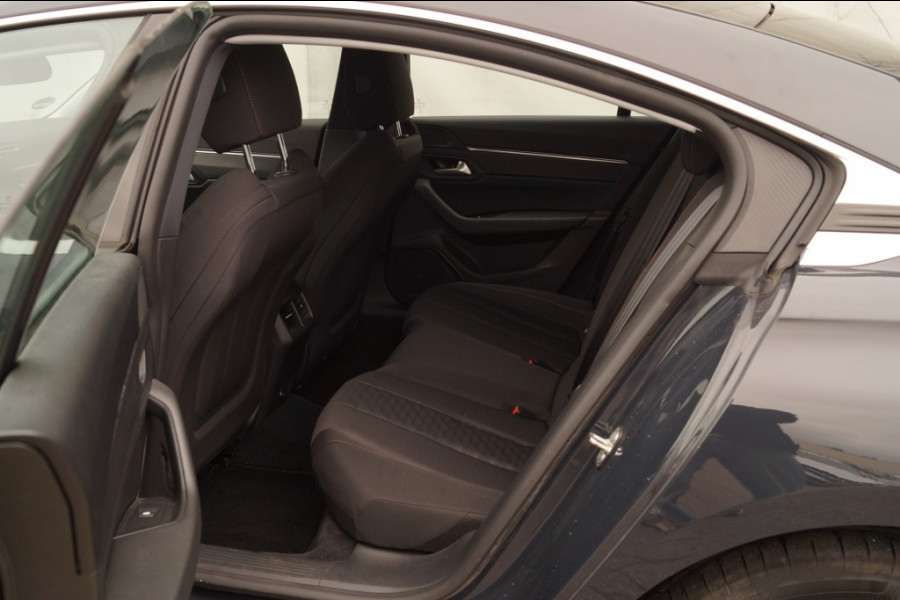 Peugeot 508 1.5 BlueHDI 130pk Allure -NAVI-ECC-PDC-