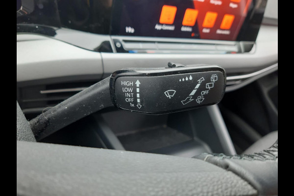 Volkswagen Golf 1.0 TSI Life