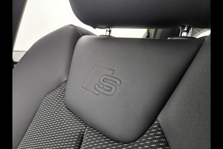 Audi A1 Sportback 35 TFSI S Line 150pk Dealer O.H | Apple Carplay | S Line Sportstoelen Verwarmd | LED Koplampen | Virtual | 17"L.M | Laneassist |