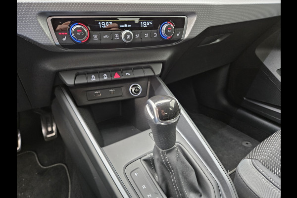 Audi A1 Sportback 35 TFSI S Line 150pk Dealer O.H | Apple Carplay | S Line Sportstoelen Verwarmd | LED Koplampen | Virtual | 17"L.M | Laneassist |