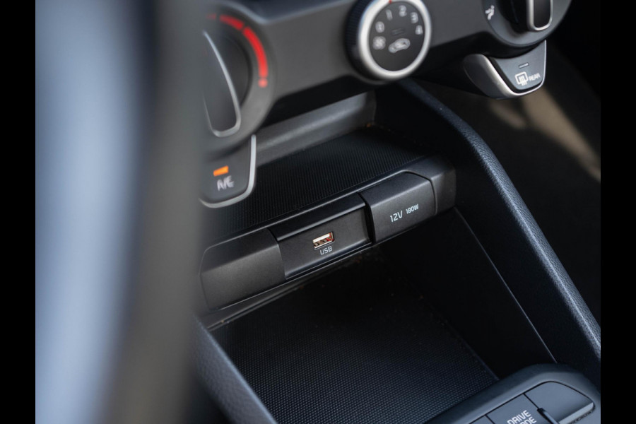 Kia Stonic 1.0 T-GDi MHEV DynamicLine | Apple/android auto | Airco | Achteruitrijcamera |
