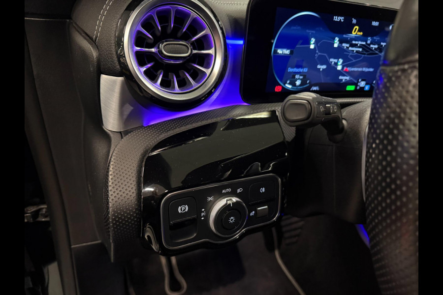 Mercedes-Benz CLA-Klasse Shooting Brake 250 e AMG PREMIUM 218PK SFEERVERL/NAVI/DAB/LED/V-COCKPIT/CARPLAY///