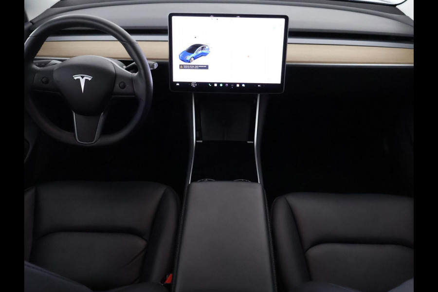 Tesla Model 3 Black Sport Pack Standard RWD Plus 60 kWh