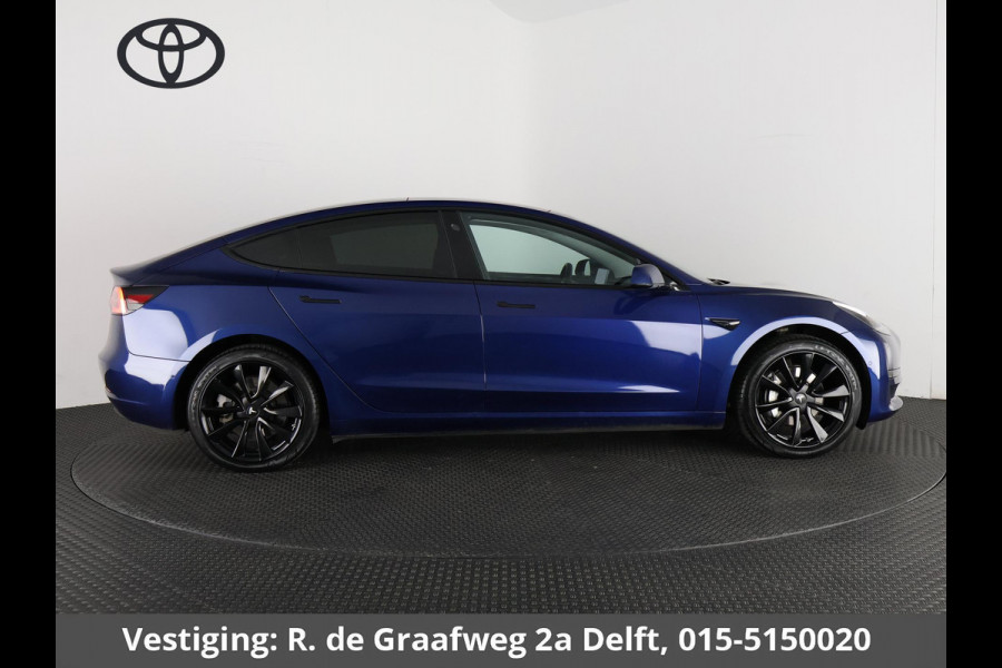 Tesla Model 3 Black Sport Pack Standard RWD Plus 60 kWh