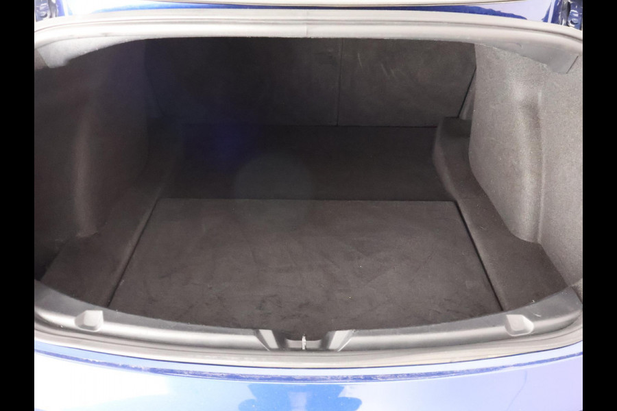 Tesla Model 3 Black Sport Pack Standard RWD Plus 60 kWh