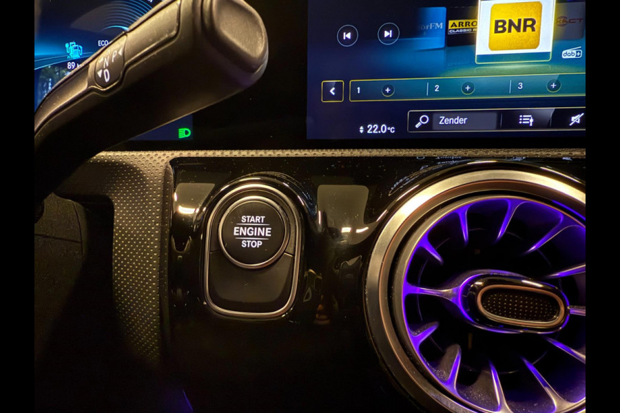 Mercedes-Benz CLA-Klasse Shooting Brake 250 e AMG PREMIUM 218PK SFEERVERL/NAVI/DAB/LED/V-COCKPIT/CARPLAY///