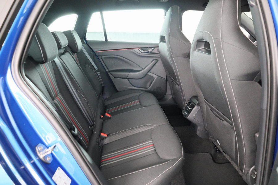 Škoda SCALA Monte Carlo 1.0 TSI 115 pk 7 versn. DSG | Panoramadak | Winter pakket | Parkeercamera