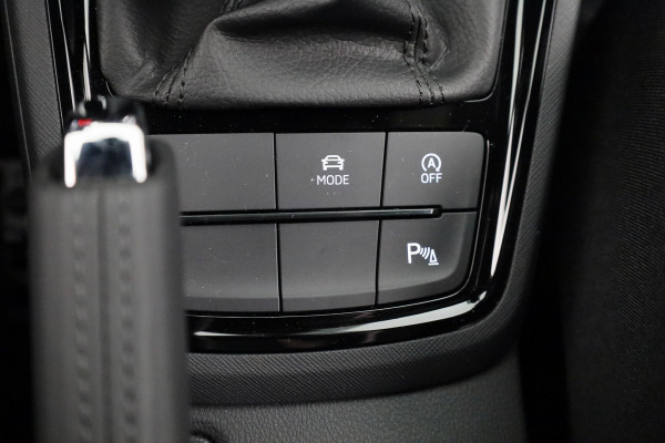 Škoda SCALA Monte Carlo 1.0 TSI 115 pk 7 versn. DSG | Panoramadak | Winter pakket | Parkeercamera