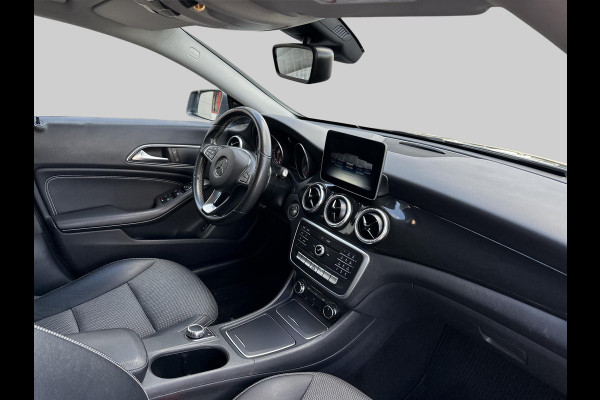 Mercedes-Benz CLA-Klasse 180 Ambition | automaat | dealer onderhouden