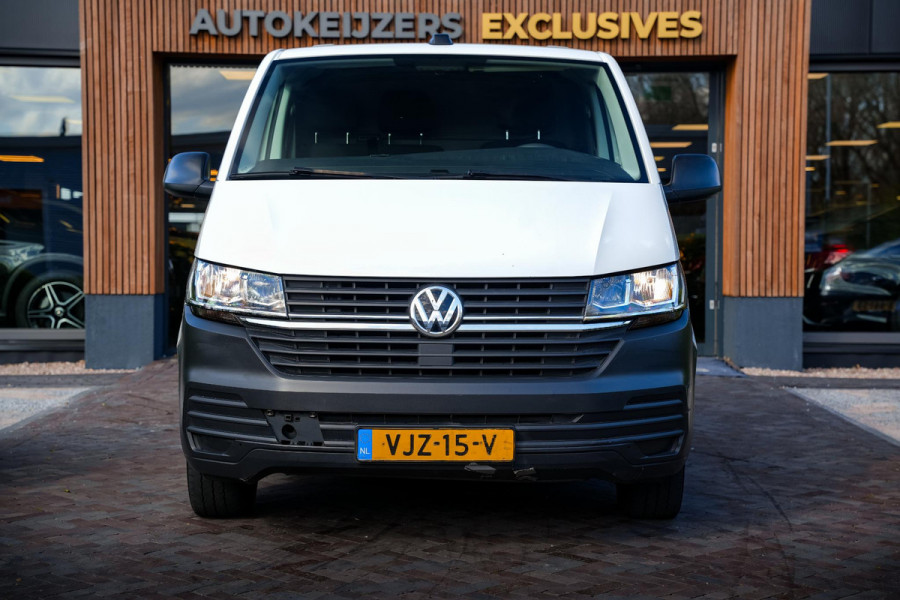 Volkswagen Transporter 2.0 TDI L1H1 28 Cruise Airco PDC Carplay