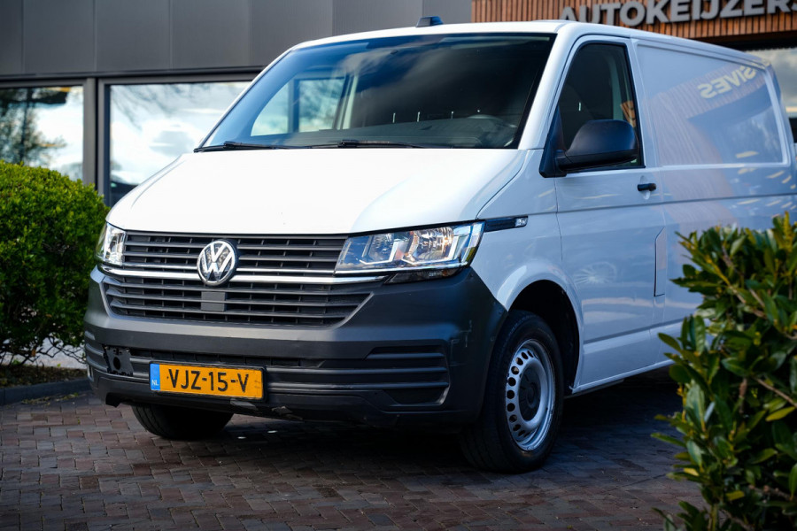 Volkswagen Transporter 2.0 TDI L1H1 28 Cruise Airco PDC Carplay