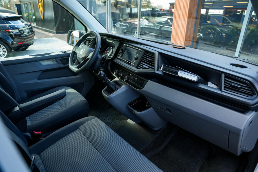 Volkswagen Transporter 2.0 TDI L1H1 28 Cruise Airco PDC Carplay