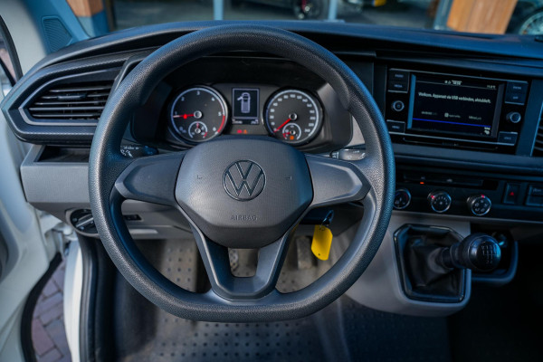 Volkswagen Transporter 2.0 TDI L1H1 28 Cruise Airco PDC Carplay