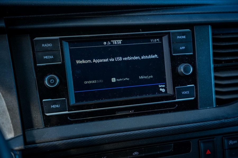 Volkswagen Transporter 2.0 TDI L1H1 28 Cruise Airco PDC Carplay