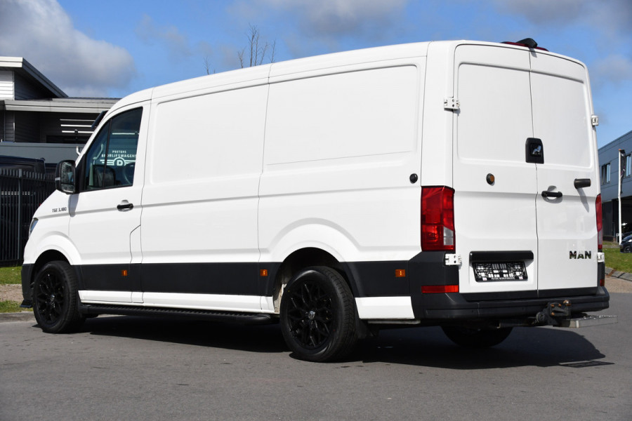 MAN TGE 35 2.0 L3H2 Black & White Edition Adaptieve Cruise, Camera, Carplay, 177PK, LED, Sensoren, Trekhaak, Stoelverwarming, UNIEK!