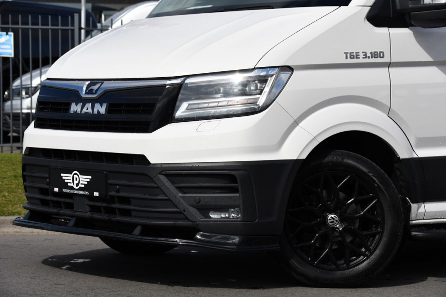MAN TGE 35 2.0 L3H2 Black & White Edition Adaptieve Cruise, Camera, Carplay, 177PK, LED, Sensoren, Trekhaak, Stoelverwarming, UNIEK!