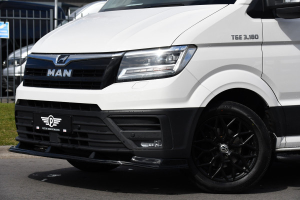 MAN TGE 35 2.0 L3H2 Black & White Edition Adaptieve Cruise, Camera, Carplay, 177PK, LED, Sensoren, Trekhaak, Stoelverwarming, UNIEK!
