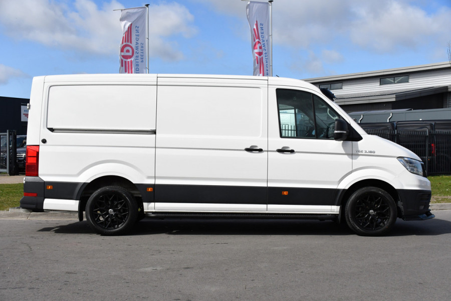 MAN TGE 35 2.0 L3H2 Black & White Edition Adaptieve Cruise, Camera, Carplay, 177PK, LED, Sensoren, Trekhaak, Stoelverwarming, UNIEK!