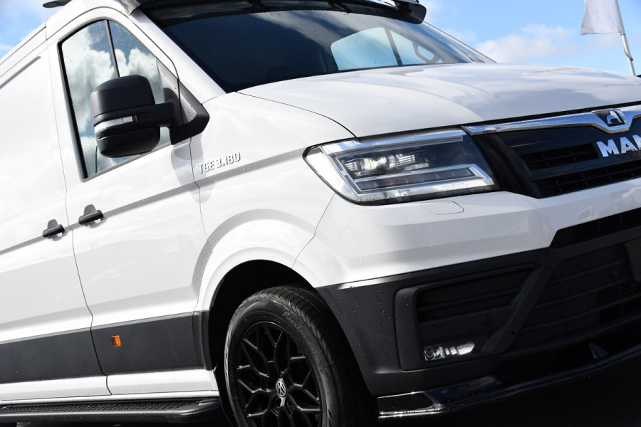 MAN TGE 35 2.0 L3H2 Black & White Edition Adaptieve Cruise, Camera, Carplay, 177PK, LED, Sensoren, Trekhaak, Stoelverwarming, UNIEK!