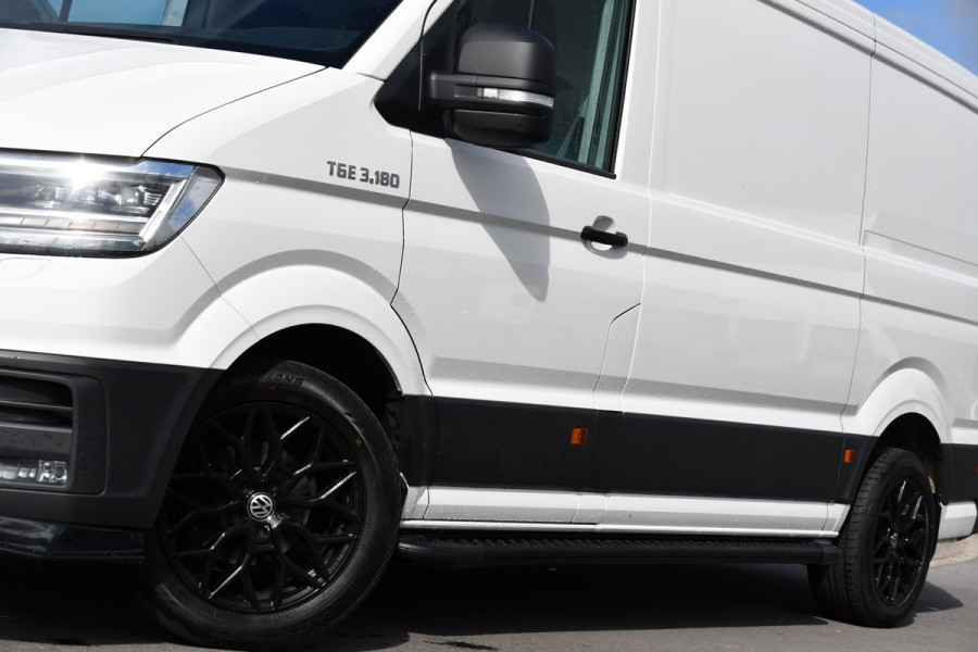 MAN TGE 35 2.0 L3H2 Black & White Edition Adaptieve Cruise, Camera, Carplay, 177PK, LED, Sensoren, Trekhaak, Stoelverwarming, UNIEK!