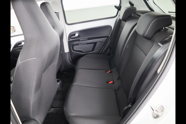 Volkswagen e-Up! e-up! Style Active 83 pk | Navigatie via App | Autom. airco | Cruise control | Achteruitrijcamera | Stoelverwarming |