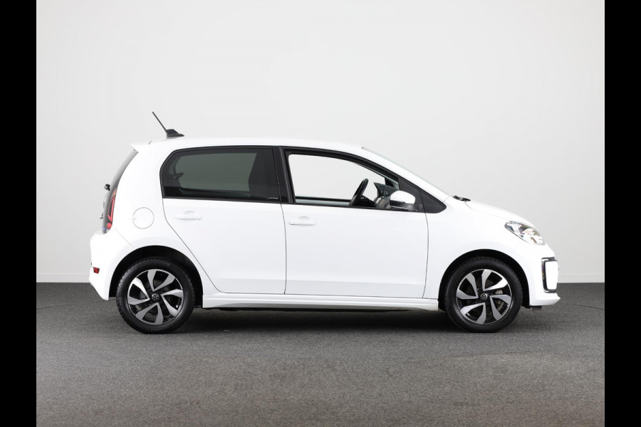 Volkswagen e-Up! e-up! Style Active 83 pk | Navigatie via App | Autom. airco | Cruise control | Achteruitrijcamera | Stoelverwarming |